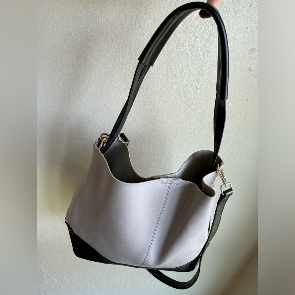 Colab leather purse with interior removable compartment - Picture 3 of 6
